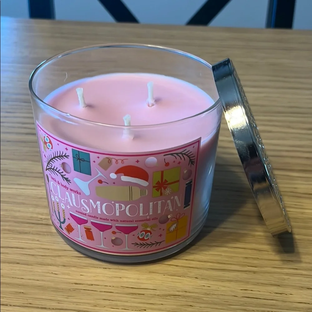 Bath & Body Works 3 Wick Candle. Clausmopolitan. - Picture 2 of 3